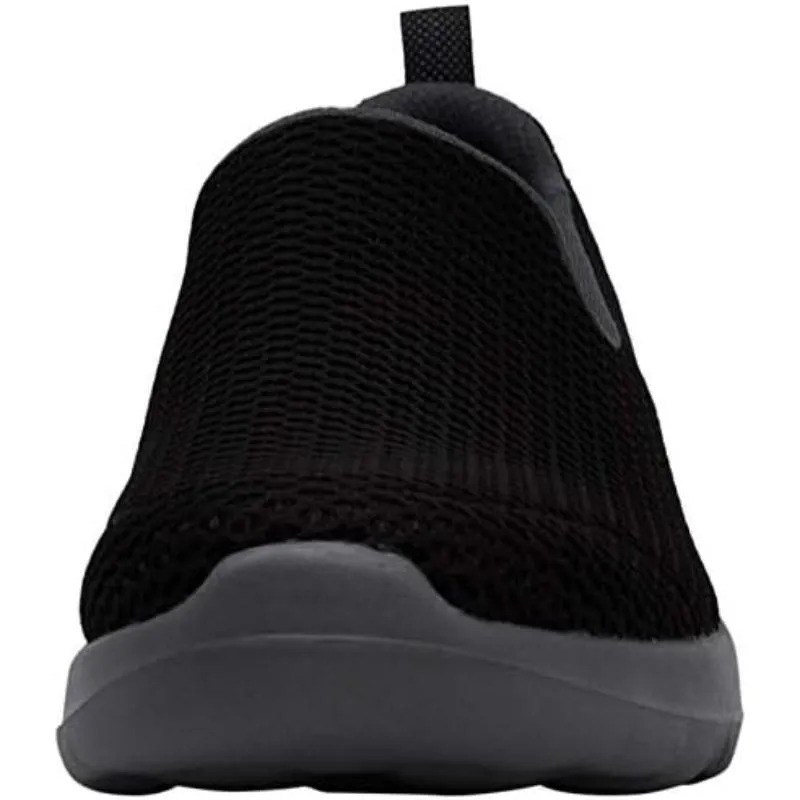 Airy Mesh Walking Sneakers