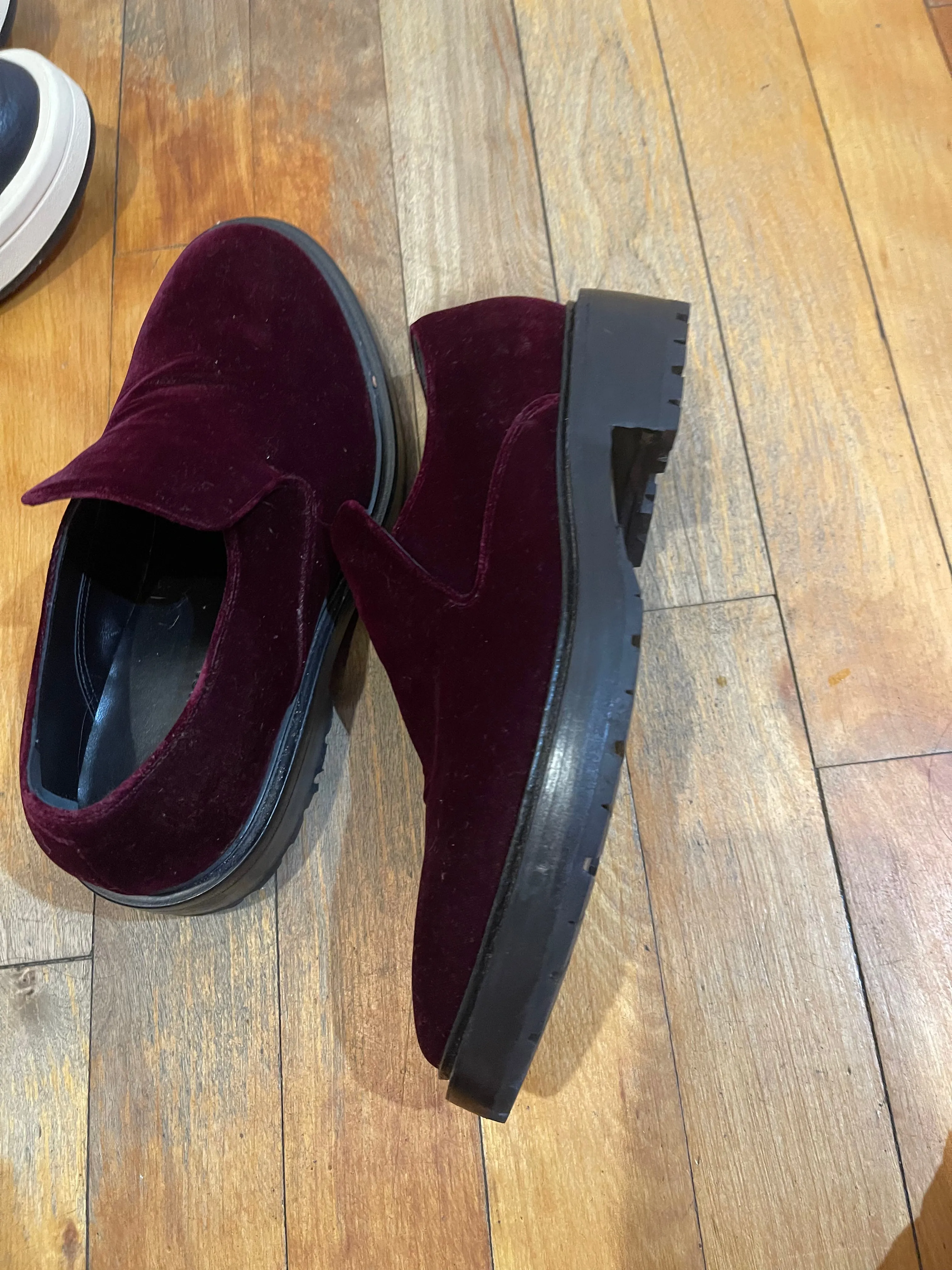 Balenciaga SS17 red loafer vibram