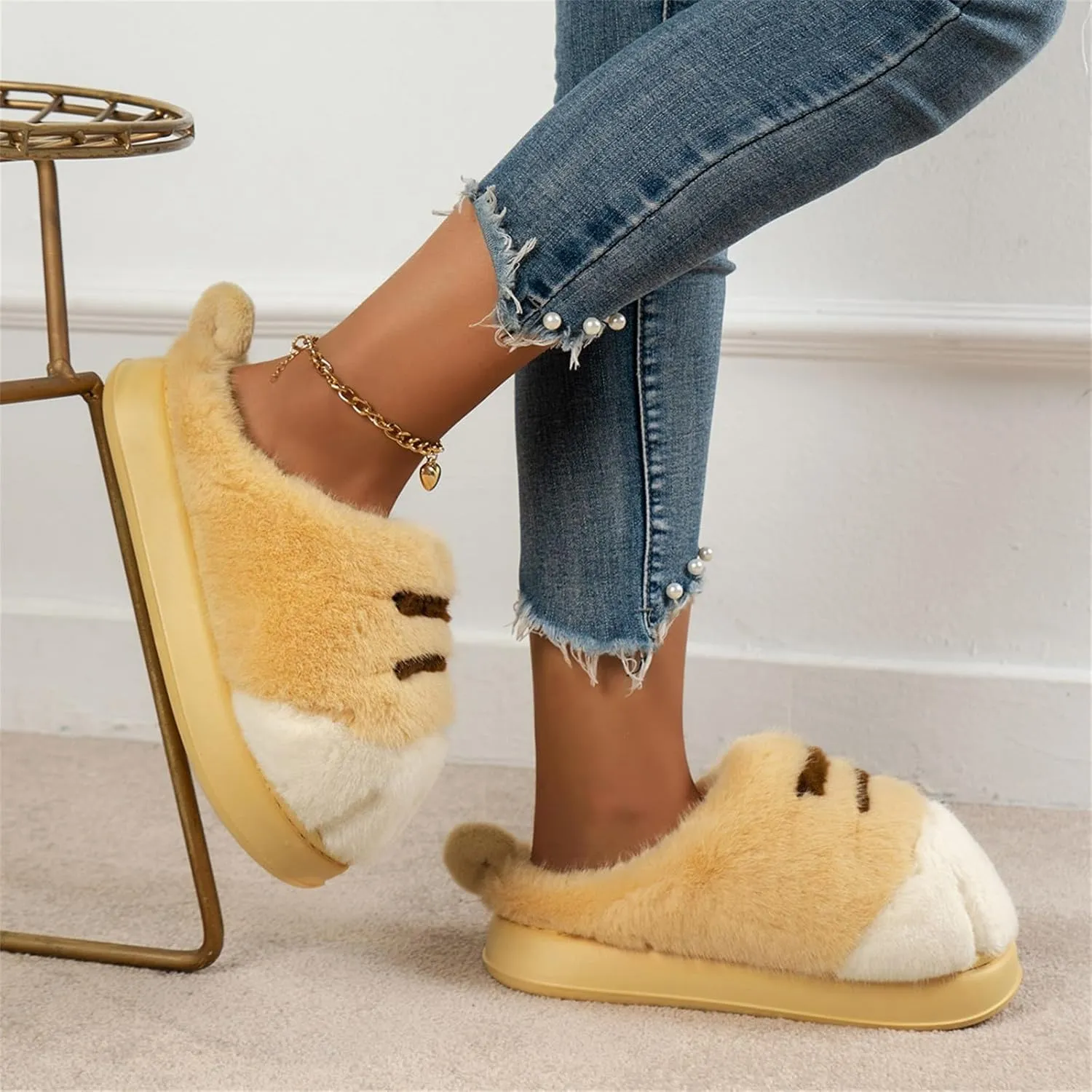Cat Paw Slippers, Cat Slippers for Women 3D Cat Paw Cartoon Slipper Warm Fluffy Furry Winter Indoor Outdoor Slides
