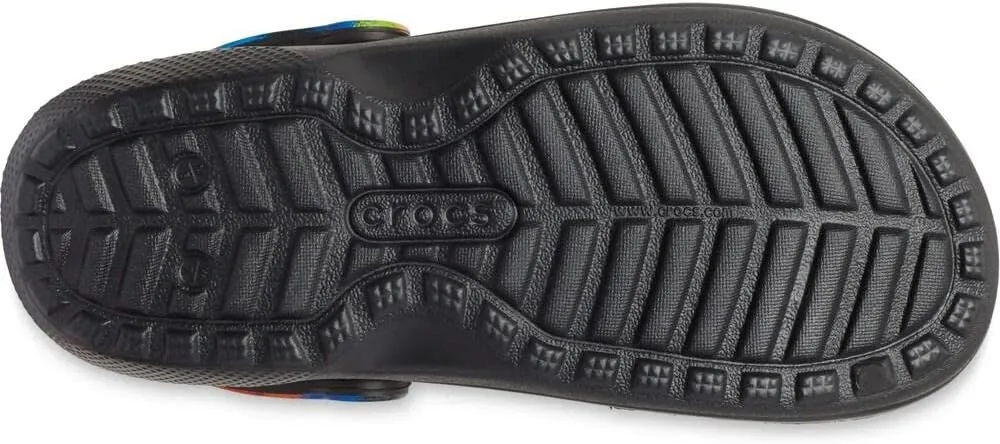 Crocs Classic Lined Camo Graphic Clog Shoe, Camo/Black, 6 US Women / 4 US Men M US