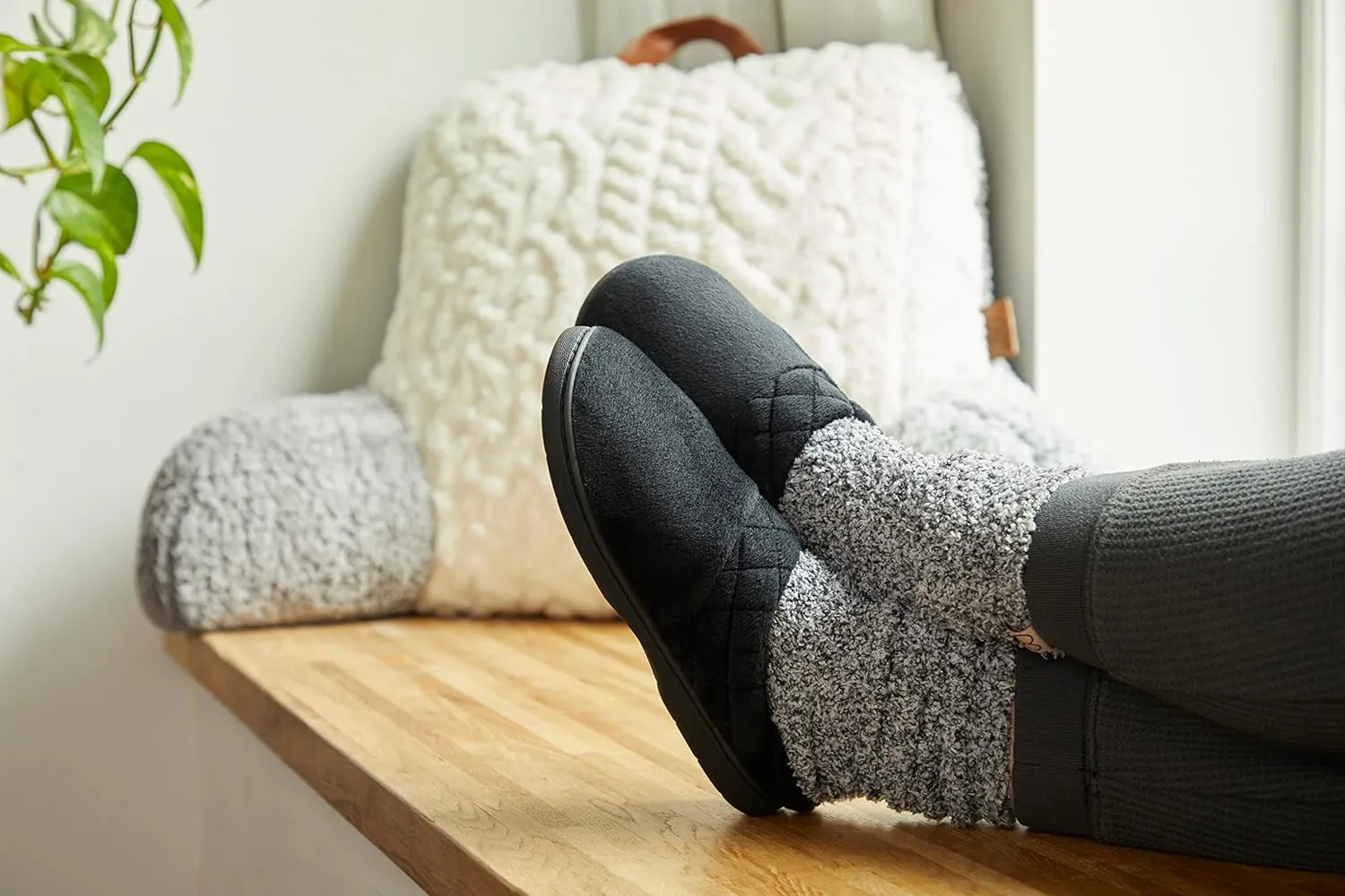 Dearfoams Women's Memory Foam Indoor Outdoor Darcy Velour Clog House Slipper with Wide Widths