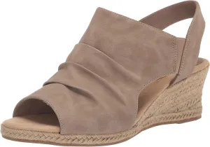 Easy Street Women's Teje Sandal