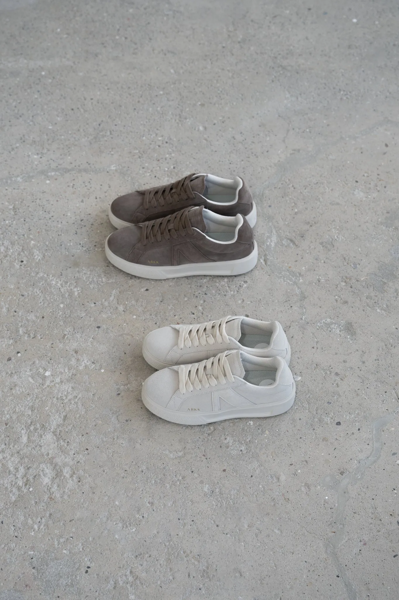 Essence | Soft Brown | Women