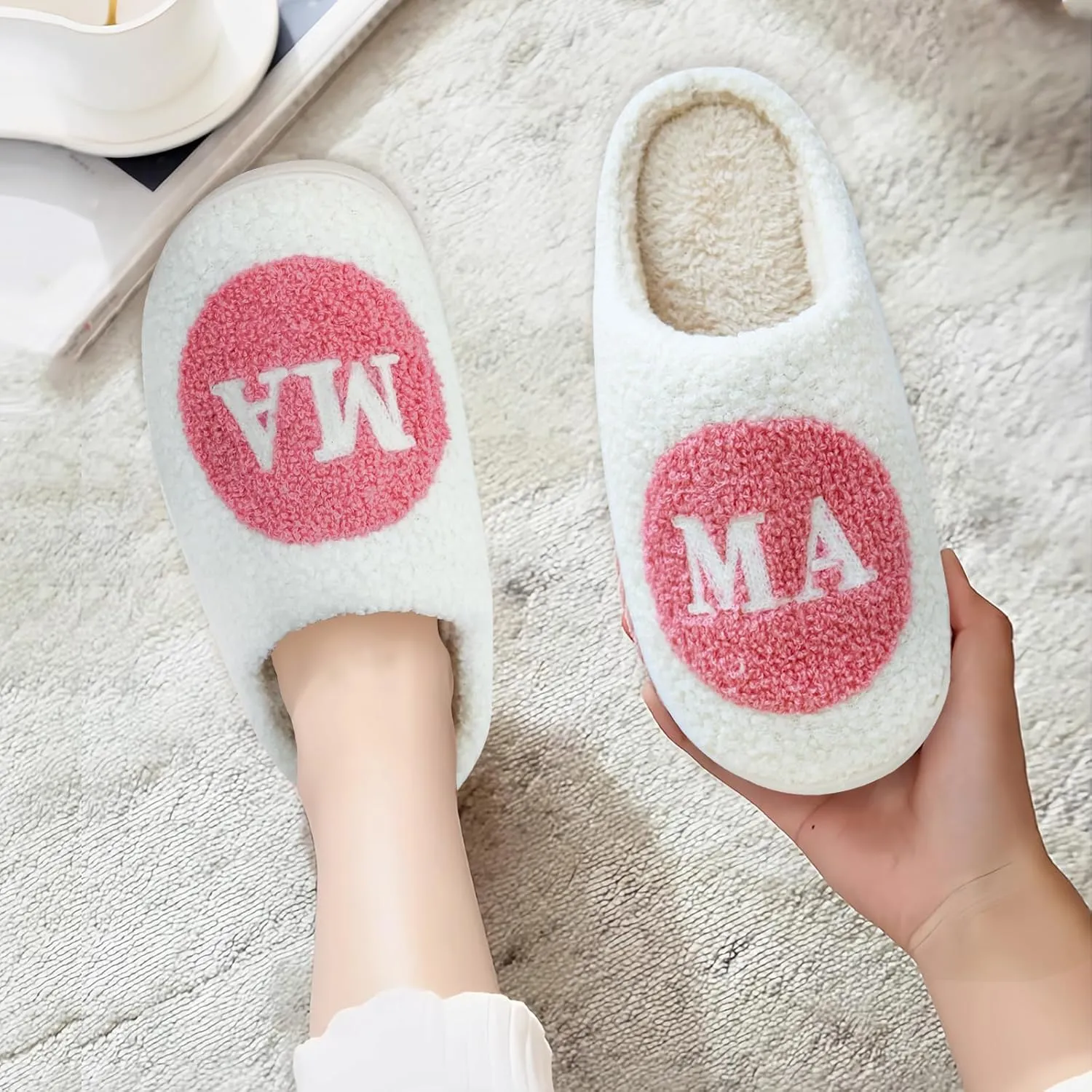 Fun Cute Mama Slippers for Women, Cute Cozy Mama Bear Slipper, Soft Plush Memory Foam Slip On Slippers House Slippers for Home Kitchen Bedroom Winter, Womens Christmas Gifts for Mom