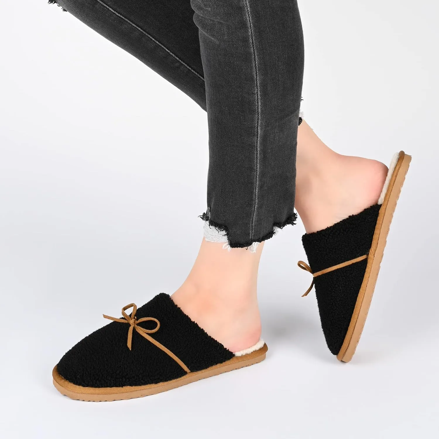 Journee Collection Women's Melodie Slipper