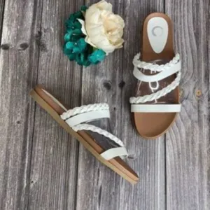 Journee White Faux Leather Colette Slide Sandals 10M