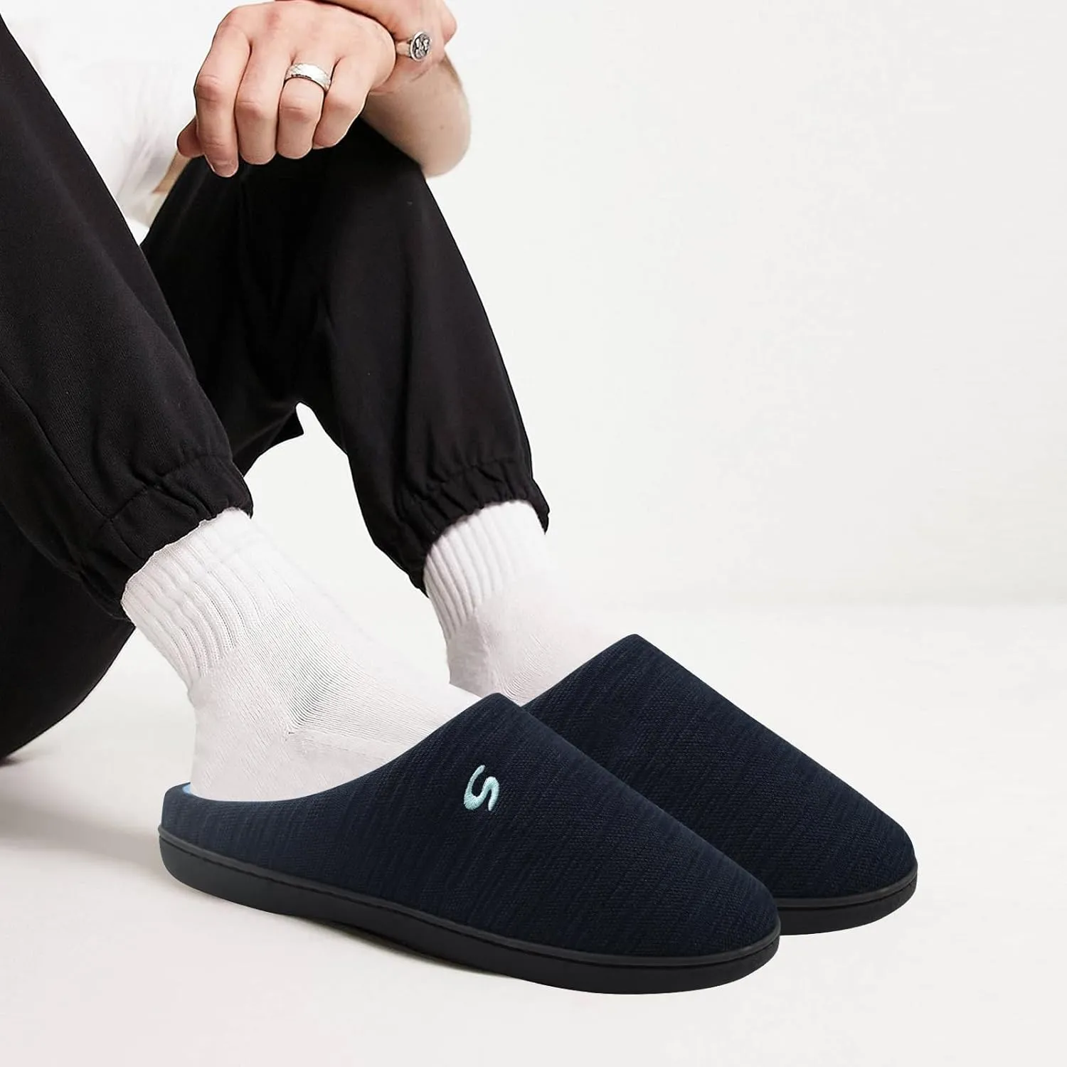 Mens Memory Foam Slipper, Slip on Cozy Slippers for Man, Warm Flannel Machine Washable House Slippers Indoor Outdoor
