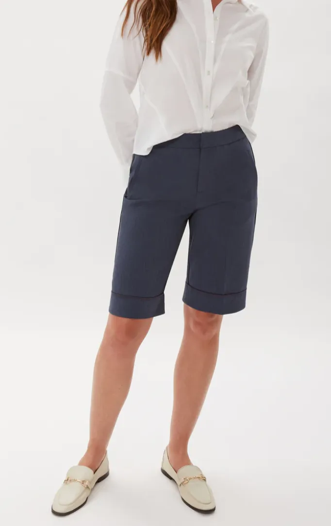 Metropolitan Trouser Short with Piping