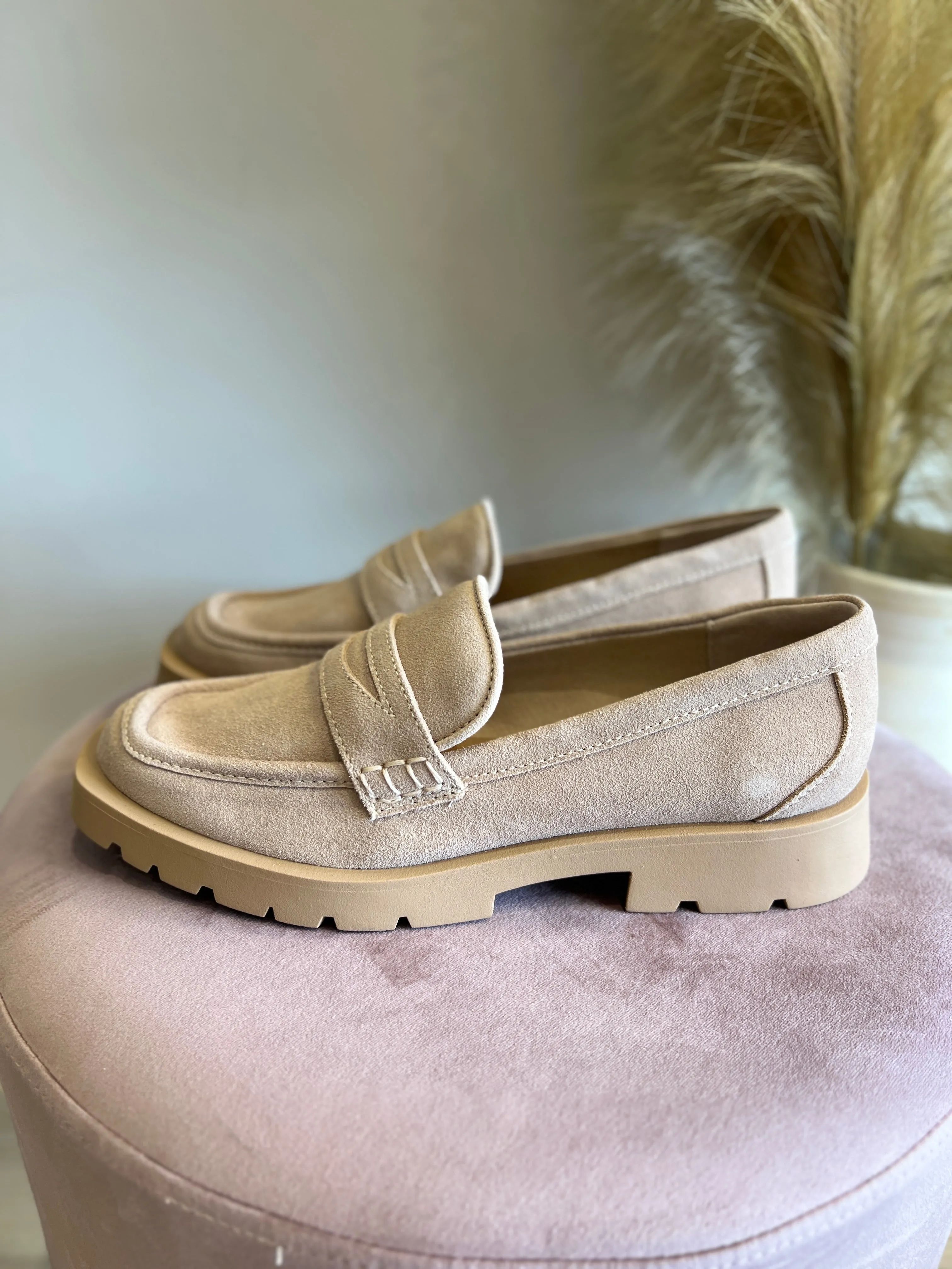 Mila Dune Suede Loafer