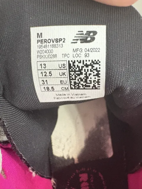 New Balance Fresh Foam Roav v2 - Kids Sneakers, FUC, Size 13