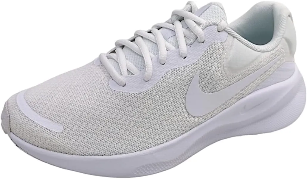 Nike Women's Revolutin 7 Sneaker