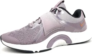 NIKE Women's Sneaker
