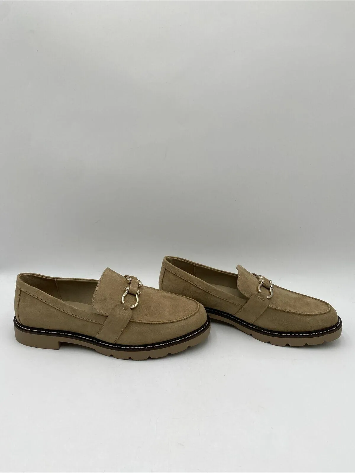 NWB Women’s Anne Klein Ezra Loafers Sandstone Size 8.5M