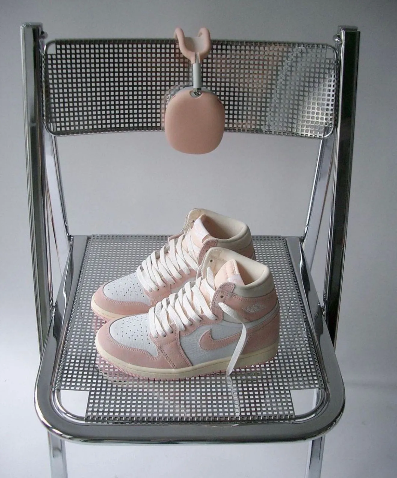 "Air Jordan 1 High Washed Pink – Soft Elegance with OG Box!"