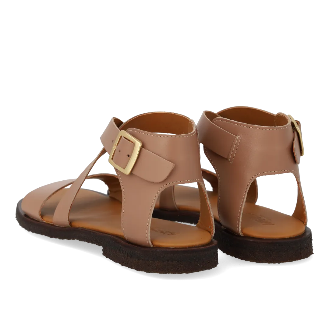Sandal with buckle