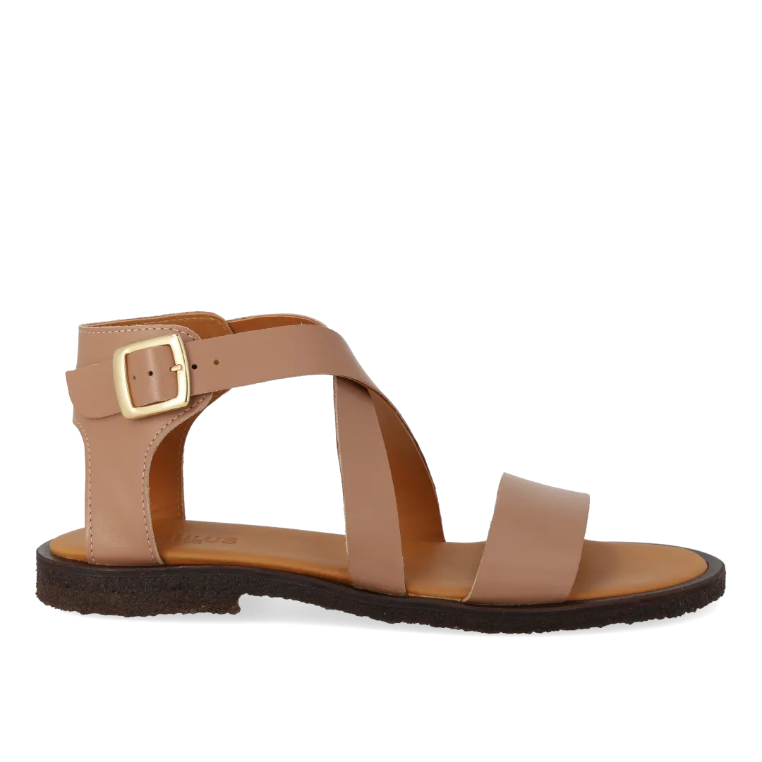 Sandal with buckle