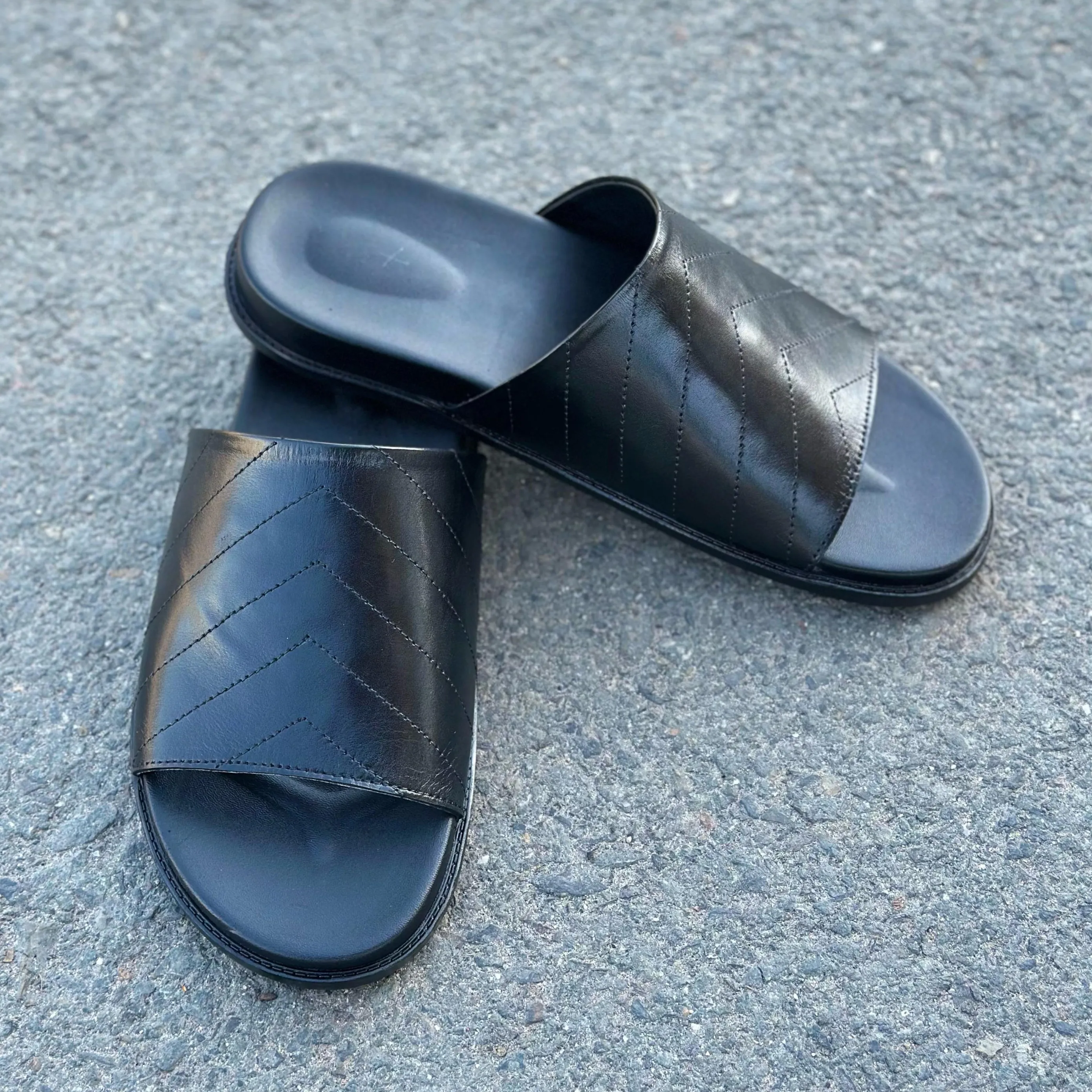 THE VSTICH SLIPPER -2594