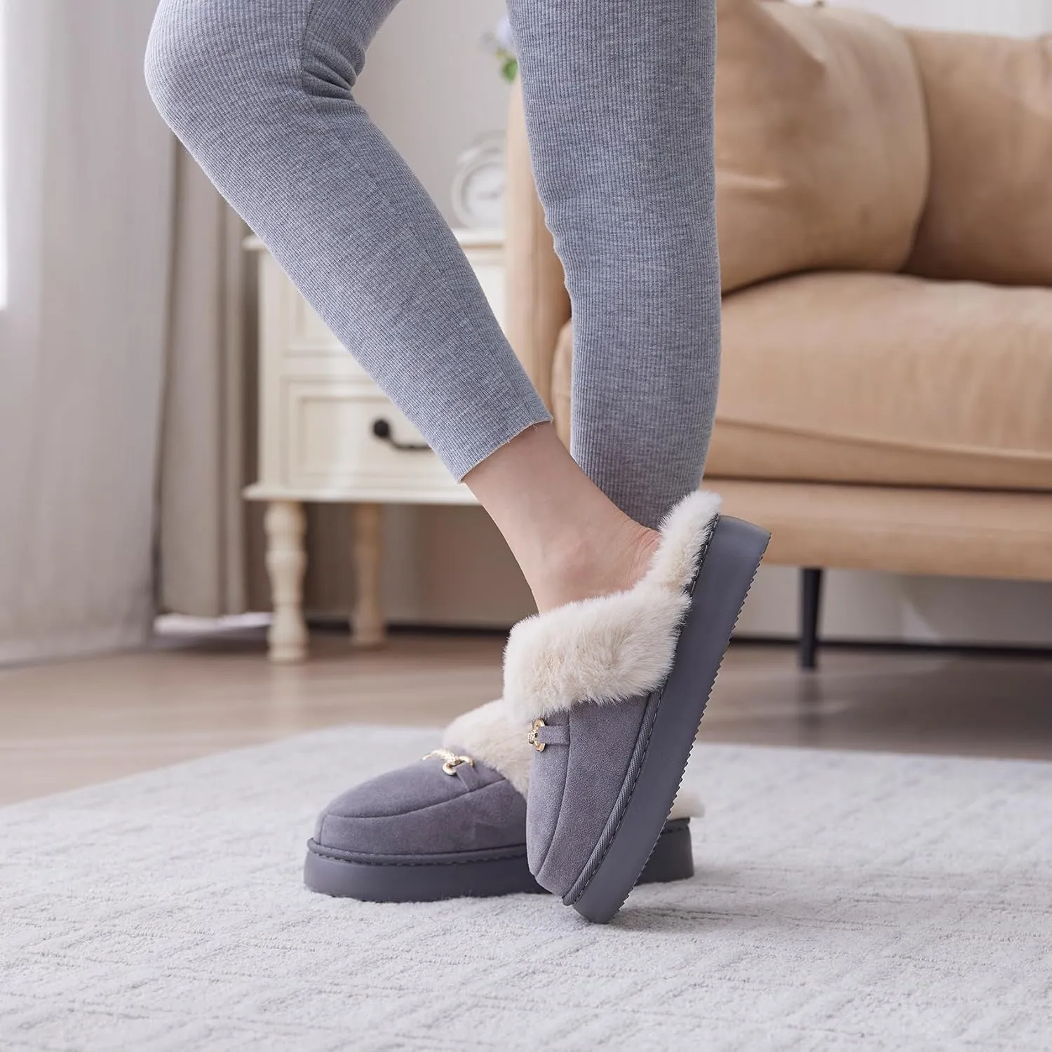 Womens Fuzzy Memory Foam Slippers for Women Winter House Slippers Warm Comfy Shoes Indoor Outdoor Suede Platform with Anti-Skid Sole Gift for Women Mom Ladies